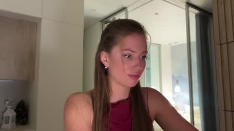 Kira online show from 06-30-26, 07:59