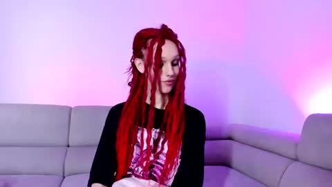 Kira online show from 06-11-26, 12:14