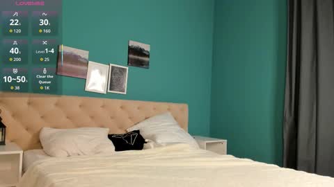 KiraSun online show from 10-01-25, 12:22