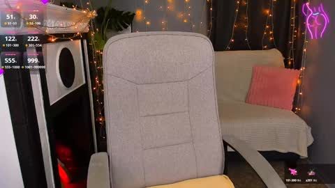 kiraxmoon online show from 12-13-24, 01:59