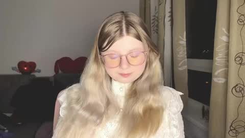 KiraYume online show from 05-24-26, 08:58