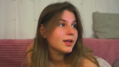 Kira online show from 10-15-25, 07:52