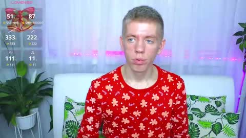 Snapshot of kireev_ chatting on 12-05-24, 07:05 online show from 12-05-24, 07:05