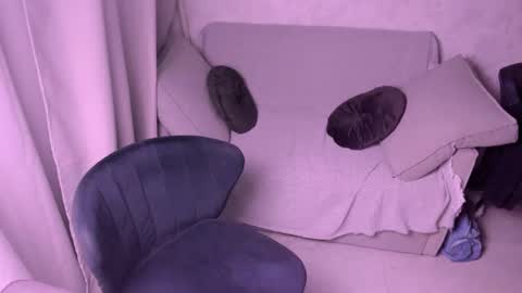 Kira online show from 02-11-25, 10:50