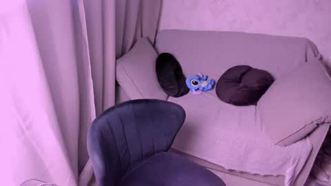 Kira online show from 02-23-25, 07:49