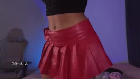 See you in a few minutes today December 1st. online show from 11-19-25, 03:50