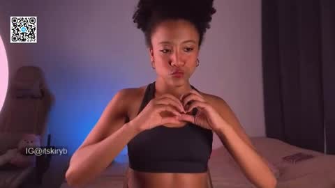 See you in a few minutes today December 1st. online show from 11-20-25, 02:23