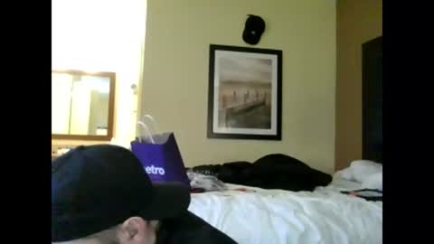 Snapshot of kis4kum chatting on 12-06-24, 07:32 kis4kum online show from 12-06-24, 07:32