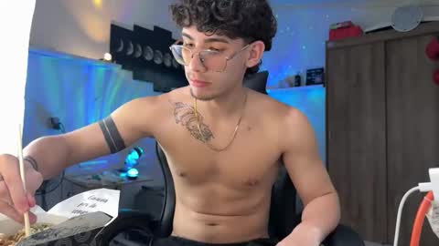 Snapshot of kisan_smith chatting on 03-03-26, 01:56 Kisan online show from 03-03-26, 01:56