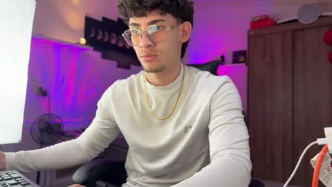 Snapshot of kisan_smith chatting on 03-10-26, 02:38 Kisan online show from 03-10-26, 02:38