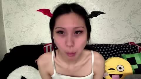 Hina online show from 05-09-26, 12:54
