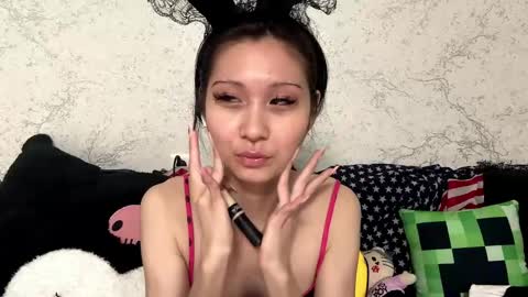 Snapshot of kishagray chatting on 05-26-26, 01:18 Hina online show from 05-26-26, 01:18