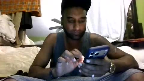 Snapshot of kishan2525 chatting on 02-15-26, 11:30 Kishan2525 online show from 02-15-26, 11:30