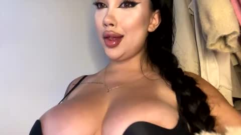 kiss_lissa666 online show from 08-01-26, 09:30