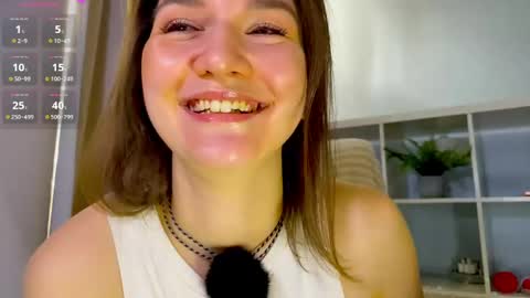 call me Luna online show from 04-15-26, 10:22