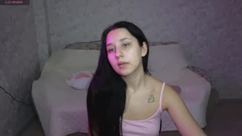 Snapshot of kisses_eva chatting on 06-14-26, 11:45 Hot Eva online show from 06-14-26, 11:45