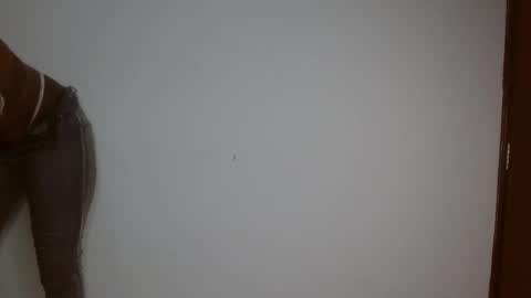 kisses_galore online show from 04-29-26, 06:06