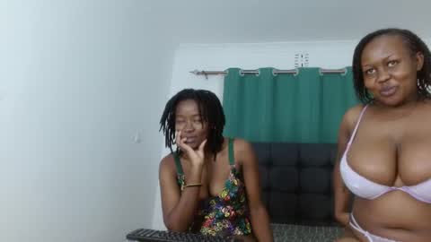 Snapshot of kisses_galore chatting on 07-07-26, 08:13 kisses_galore online show from 07-07-26, 08:13