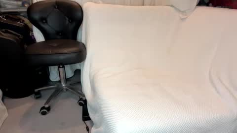 Snapshot of kissforjoey chatting on 01-09-26, 09:49 kissforjoey online show from 01-09-26, 09:49