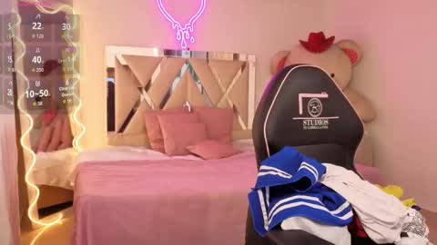 KISSI  online show from 10-16-25, 12:06