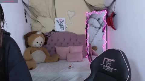 KISSI  online show from 11-06-25, 11:33