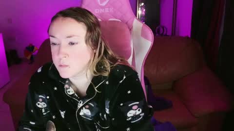 kissica online show from 01-16-25, 06:48