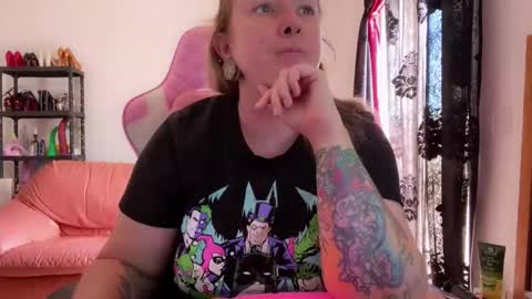 kissica online show from 09-30-25, 09:58