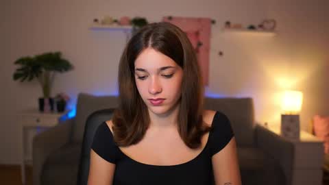 Sisi online show from 10-21-25, 01:12