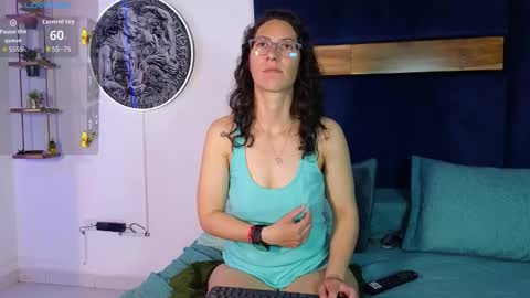 Kissing Company online show from 09-14-25, 07:07