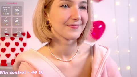 Snapshot of kisskiss_muah chatting on 02-19-25, 02:23 Kate online show from 02-19-25, 02:23