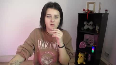 kissleoxx online show from 11-12-25, 01:11