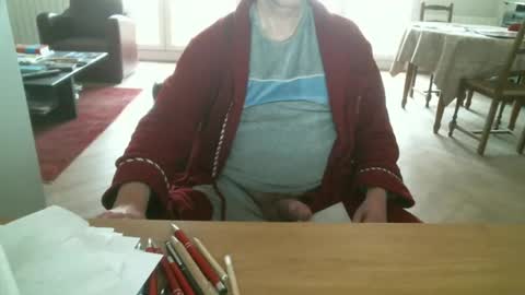 kisslog1 online show from 12-29-24, 11:29