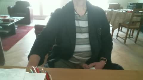 kisslog1 online show from 02-08-25, 08:52