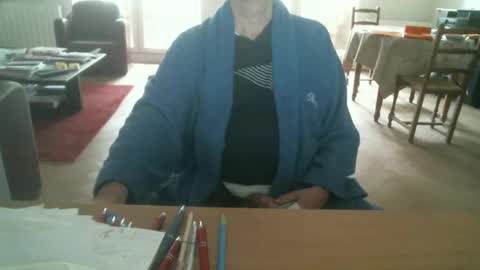 kisslog1 online show from 10-05-25, 03:21