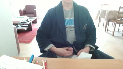 Snapshot of kisslog1 chatting on 04-07-26, 03:12 kisslog1 online show from 04-07-26, 03:12
