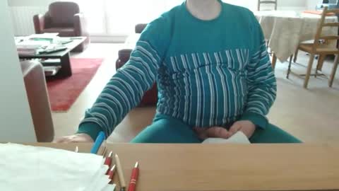 Snapshot of kisslog1 chatting on 04-26-26, 02:48 kisslog1 online show from 04-26-26, 02:48