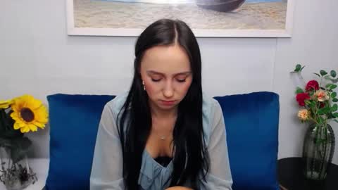 Snapshot of kissluisa chatting on 02-20-26, 08:16 LuisaLove online show from 02-20-26, 08:16