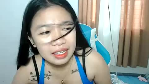 Snapshot of kissme_kristina chatting on 03-08-26, 11:52 christine online show from 03-08-26, 11:52