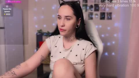 Snapshot of kissmenastya chatting on 12-15-24, 06:15 Nastya online show from 12-15-24, 06:15