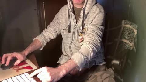 kissofbanned1983 online show from 02-19-26, 10:33