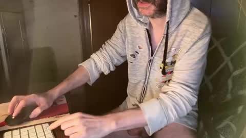 kissofbanned1983 online show from 05-05-26, 04:48