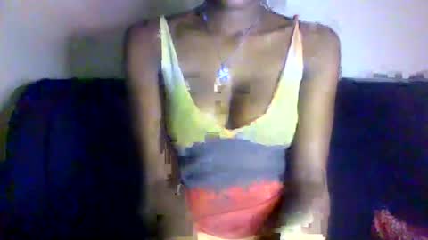 Snapshot of kissybabe01 chatting on 10-18-25, 10:49 kissybabe01 online show from 10-18-25, 10:49