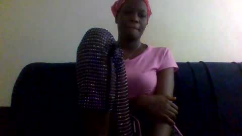 Snapshot of kissybabe01 chatting on 10-25-25, 09:50 kissybabe01 online show from 10-25-25, 09:50