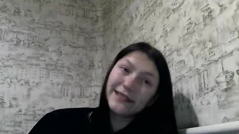 Snapshot of kiti_kitiss chatting on 01-15-25, 04:32 kiti_kitiss online show from 01-15-25, 04:32