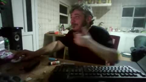 kitoss_40 online show from 02-05-26, 03:33