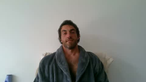 Steve Cocks online show from 09-12-25, 05:35