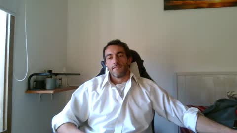 Steve Cocks online show from 05-03-26, 03:07
