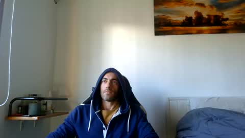 Steve Cocks online show from 05-12-26, 02:25