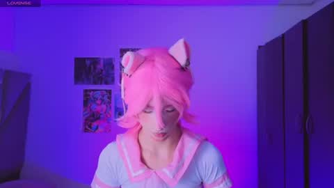 Snapshot of kitsuneplay_ chatting on 07-06-26, 12:57 Salvatore online show from 07-06-26, 12:57