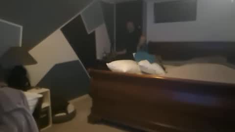 KittenKatch online show from 12-18-25, 04:07